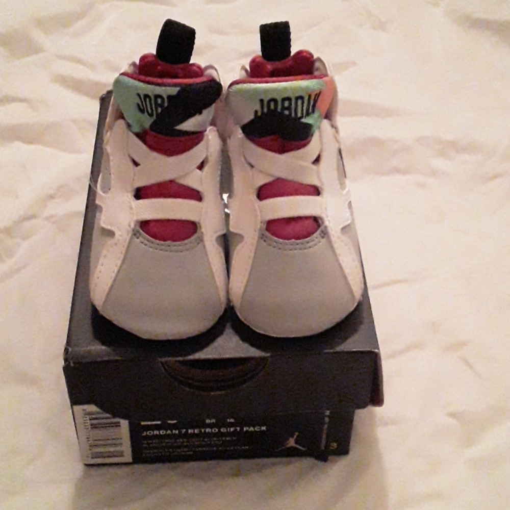 Soft bottom 2C Jordan Gift Set